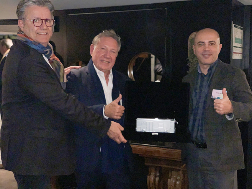 Prix remis à Patrick MIGNUCCI Prix remis à Patrick MIGNUCCI
