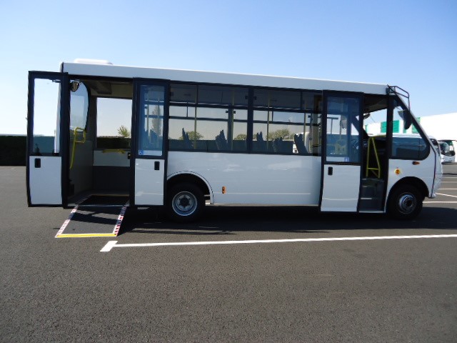 Face latérale MMI Kapena Urby Bus occasion MMI Kapena Urby